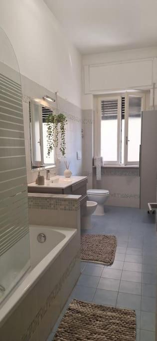 Faby & Fra Apartments 리보르노 외부 사진